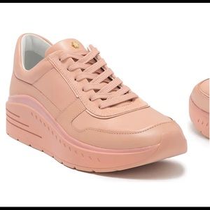 Stuart Weitzman Jaqi Sneakers in Poudre